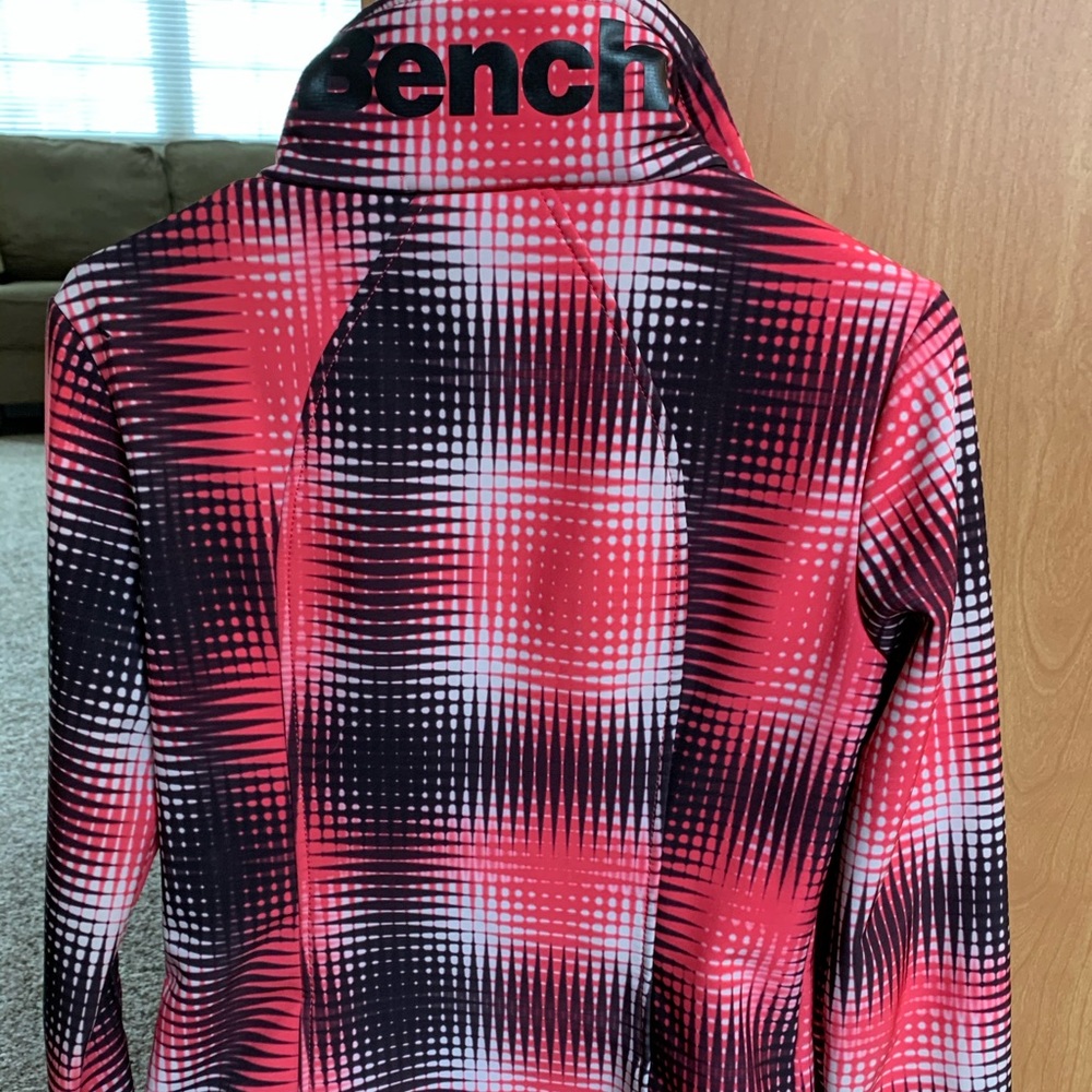 Bench  Jacket - Picture 2 of 3